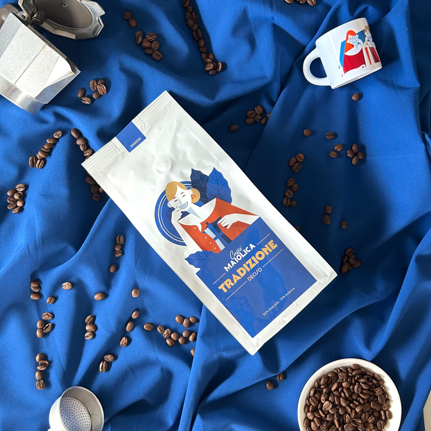 Caffè Maiolica traditional blend in beans